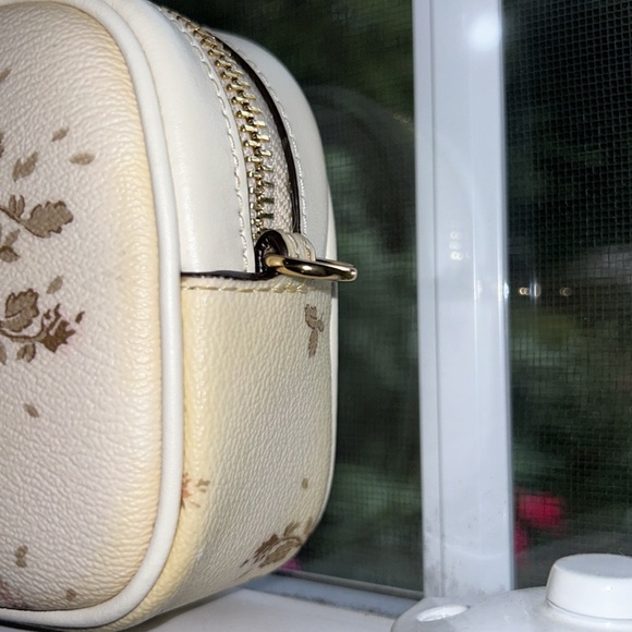 Coach Outlet Bag - Picture 5 of 12